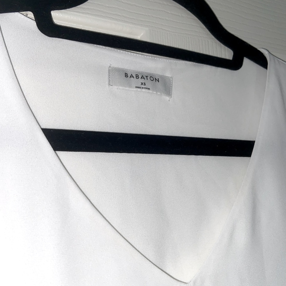 SOLD Aritzia Babaton Murphy Longsleeve Blouse in Espace - Picture 10 of 12
